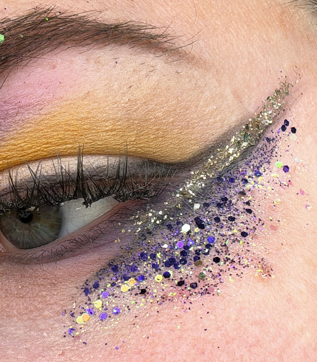 NUDEST champagne gold bio chunky fine glitter